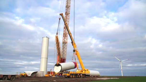 Processo Construção Moinho Torre Energia Eólica Construção Desfasamento Tempo Montagem — Vídeo de Stock