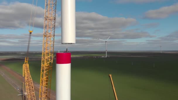 Building Process Wind Energy Power Tower Mill Construction Installation Tower — Vídeo de Stock