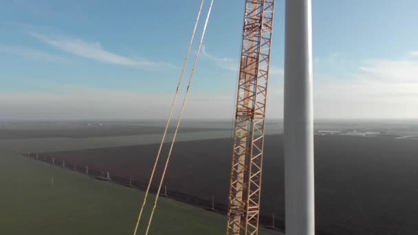 Bauprozess Der Windkraftturmmühle Bau Installation Der Gondel Grüne Saubere Erneuerbare — Stockvideo