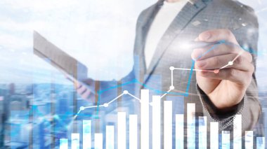 Finansal büyüme grafiği. Satış artışı, pazarlama stratejisi.