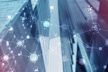 Akıllı Şehir ve Kablosuz İletişim Ağı. Ofis binası olan iş bölgesi. IOT modern teknoloji kavramı.