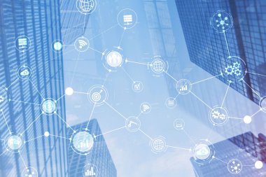 Akıllı Şehir ve Kablosuz İletişim Ağı. Ofis binası olan iş bölgesi. IOT modern teknoloji kavramı.