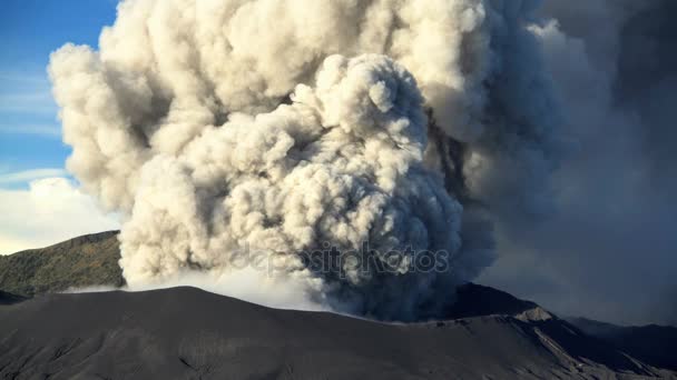Smoke erupting from Mount Bromo — Stock Video