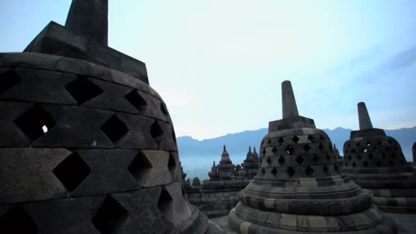 Borobudur Tapınağı'nda gündoğumu — Stok video