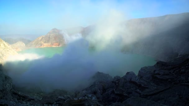 Volcano crater with acidic lake — Stock Video