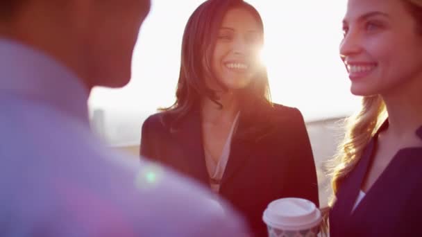 Gente de negocios tomando café — Vídeos de Stock