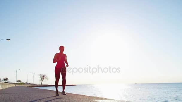 Female running for leisure — Stock Video