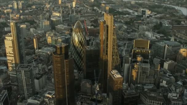 Edificios Gherkin y Walkie Talkie en Londres — Vídeos de Stock