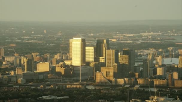 Distrito empresarial de Canary Wharf — Vídeo de Stock