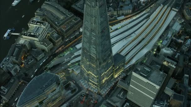 The Shard en Londres, Reino Unido — Vídeo de stock