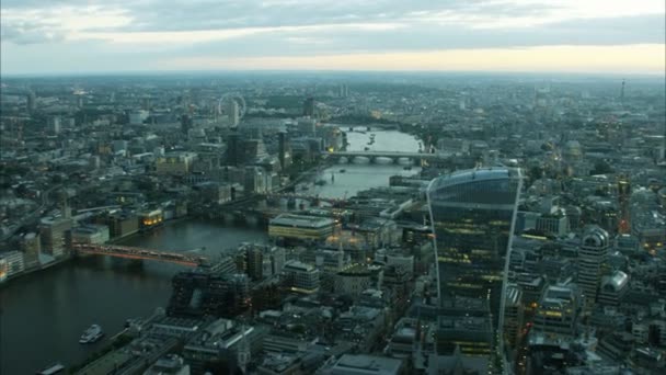 伦敦的金融建筑 — 图库视频影像