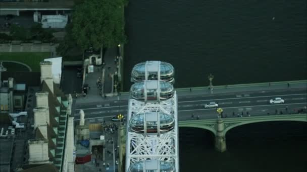 London Eye and bridge traffic — Stock Video