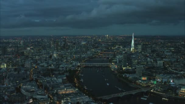 Θραύσμα του κτιρίου και αστικό τοπίο του Λονδίνου — Αρχείο Βίντεο