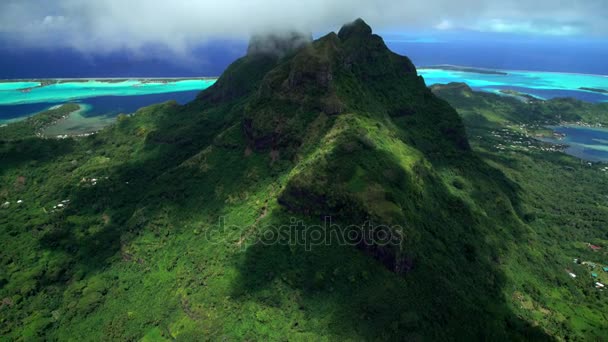 MT Otemanu wyspy Bora Bora — Wideo stockowe