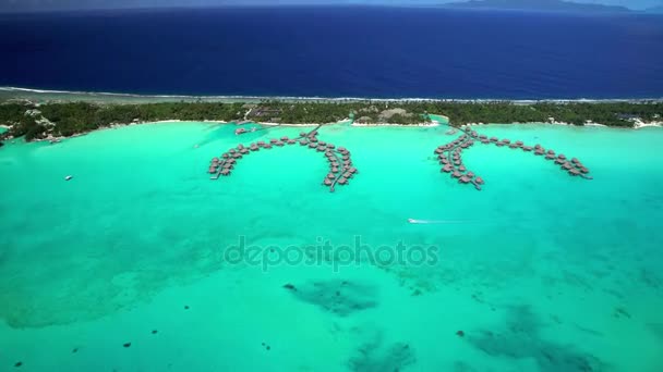 Recifes de coral da ilha de Bora Bora — Vídeo de Stock