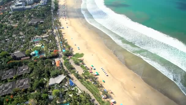Kuta Resorts och strandlinjen, Bali — Stockvideo