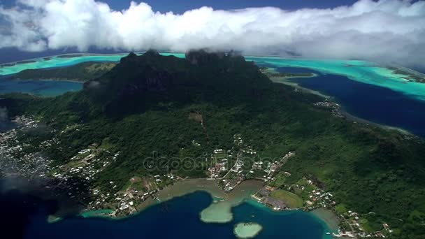 ボラボラ島とマウント オテマヌ — ストック動画