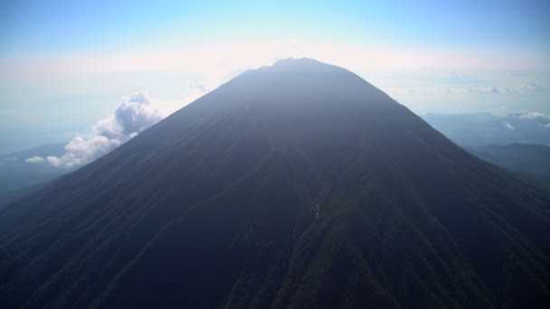 Gunung Agung volcano, Bali — 비디오