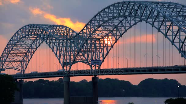 Hernando DeSoto Bridge in Tennessee — Stock Video