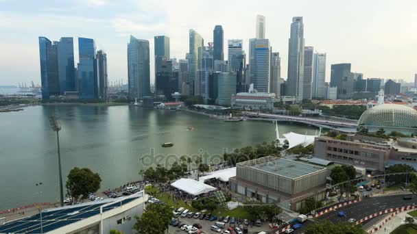 Marina Bay e Fullerton Hotel — Vídeo de Stock