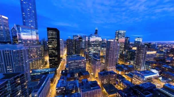Chicago şehir gökdelenler geceleri — Stok video