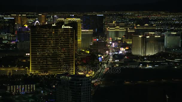 Striscia di Las Vegas illuminata — Video Stock