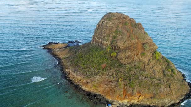 Isola tropicale a Kualoa Point — Video Stock