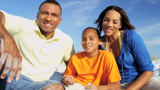 Parents and son enjoying togetherness — Stock Video