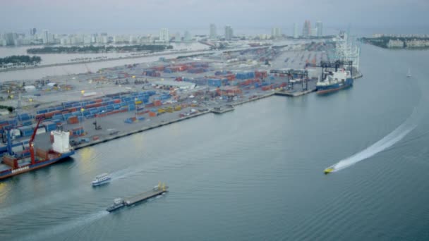 Λιμάνι του Μαϊάμι διεθνή ναυτιλία εμπορευματοκιβωτίων — Αρχείο Βίντεο