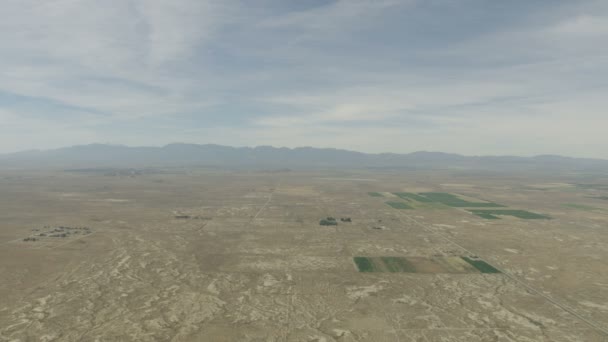 Casas remotas del desierto, California — Vídeos de Stock