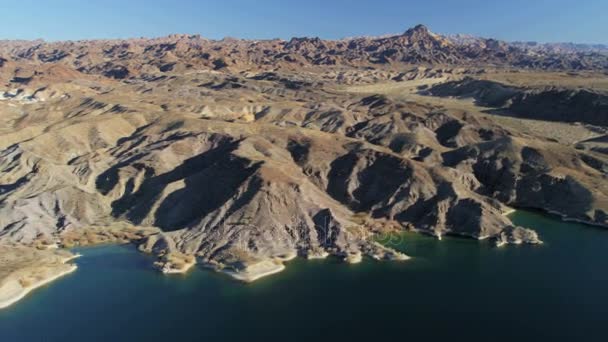 Lake Mead pouštní horské krajiny — Stock video