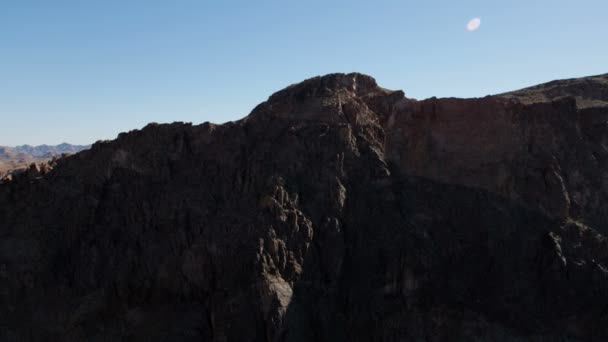 Горный хребет в пустыне Мохаве — стоковое видео
