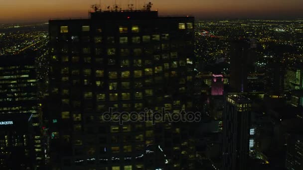 Belysta utsikt över Miami skyline — Stockvideo