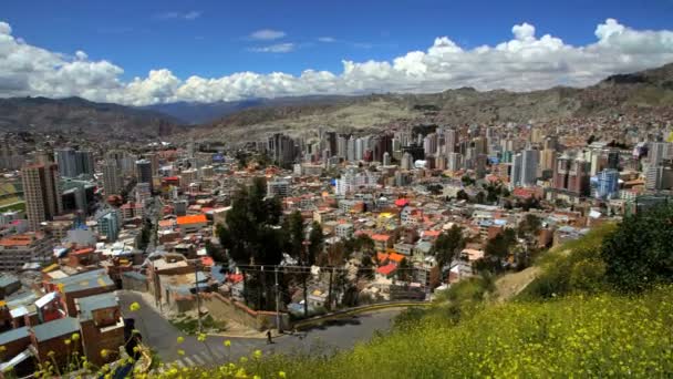 La Paz cidade moradias suburbanas e favelas — Vídeo de Stock