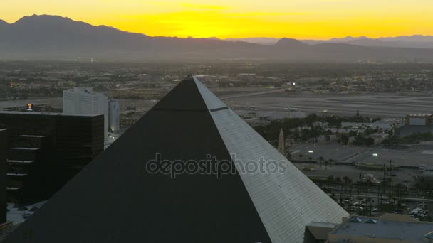 Iluminado Las Vegas Blvd — Vídeo de Stock