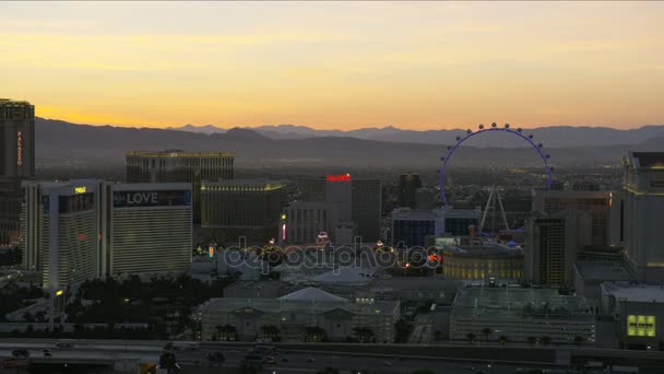 Beleuchtete Las Vegas City — Stockvideo