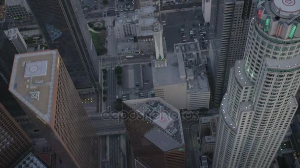 Iluminado US Bank Tower — Vídeos de Stock
