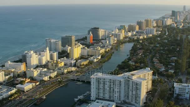 Vista al atardecer de Indian Creek, Miami — Vídeo de stock