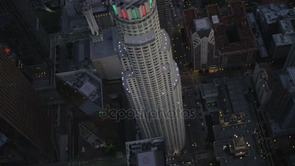 Illuminated US Bank Tower — Stock Video