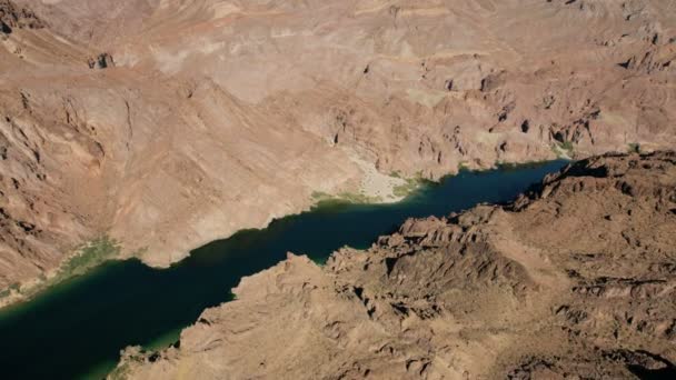 Colorado-Fluss und Mojave-Wüste — Stockvideo