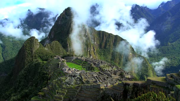 Inca city ruins of Machu Picchu — Stock Video
