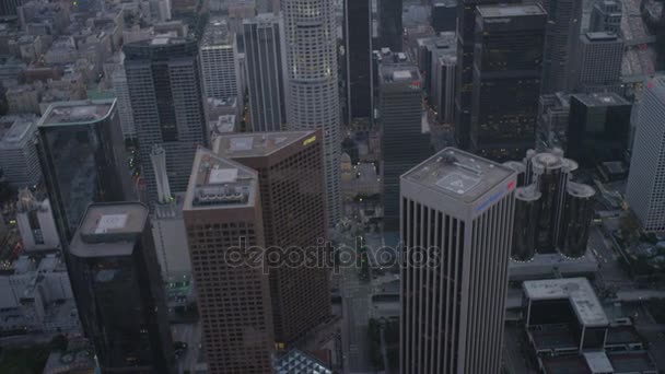 Belysta stadens skyskrapor Los Angeles — Stockvideo