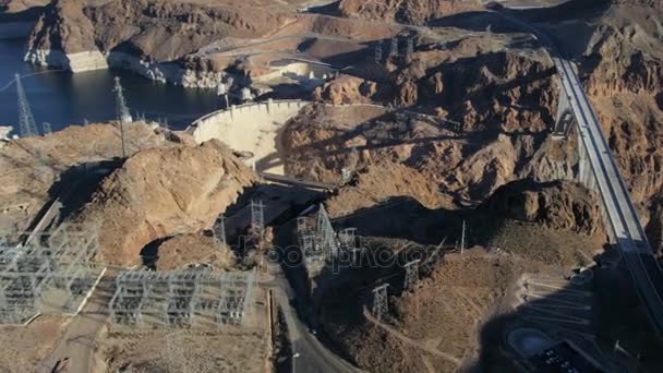 Hoover Dam produceren van hydro-elektriciteit — Stockvideo