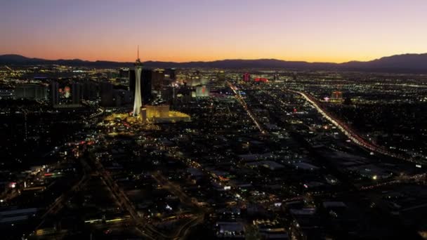 Iluminado Las Vegas cidade de luxo Hotéis — Vídeo de Stock