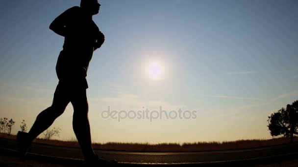 Mensen joggen op werk uit lopende — Stockvideo