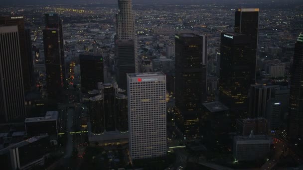 Oświetlone wieżowce Los Angeles — Wideo stockowe