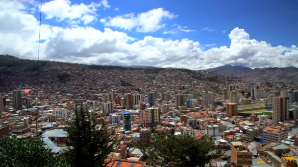 La Paz cidade moradias suburbanas e favelas — Vídeo de Stock