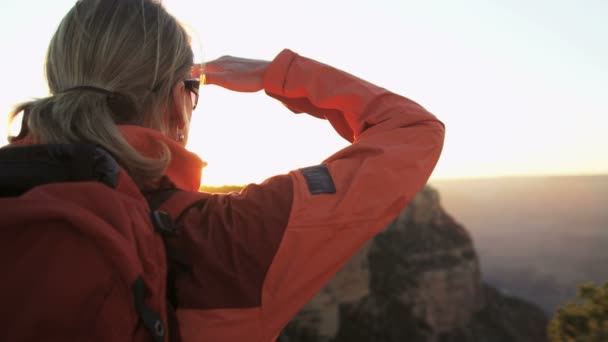 Female viewing Grand Canyon — Stock Video