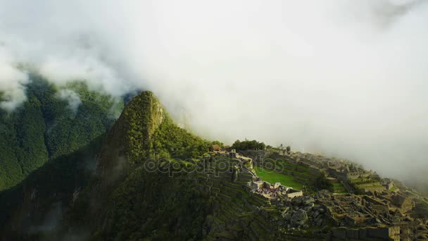 Tourists visiting Machu Picchu — Stock Video