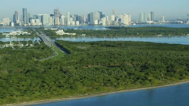 Soluppgång utsikt över Key Biscayne resort Island — Stockvideo